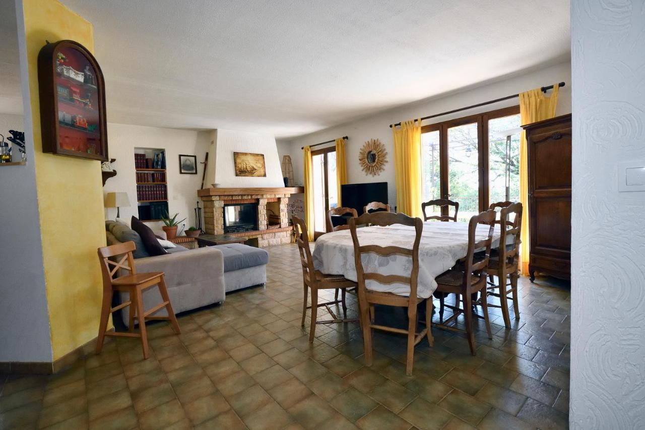 Villa La Couaste Lorgues Exterior photo